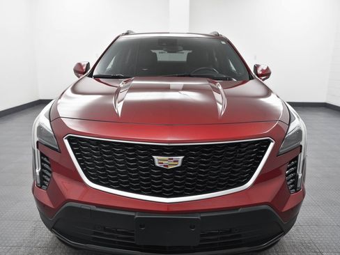 Used 2019 Cadillac XT4 Sport image 2