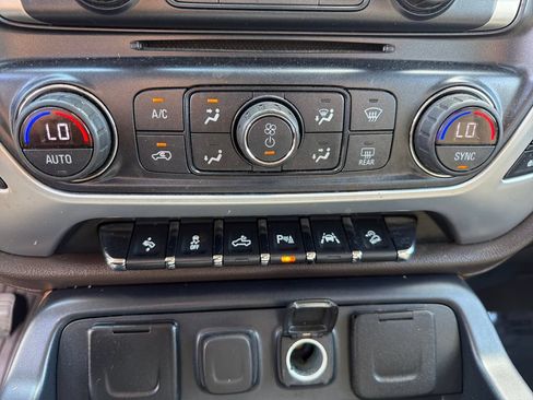 Used 2018 GMC Sierra 1500 SLT AWD/4WD image 33