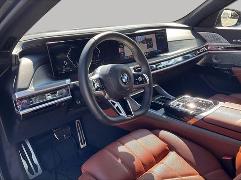 Used 2024 BMW 760i xDrive w/ Executive Package AWD/4WD image 17