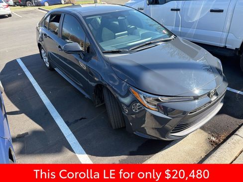 Used 2025 Toyota Corolla LE image 5