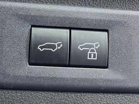 Used 2025 Lexus NX 250 FWD w/ Towing Package (2000 Lbs) image 29