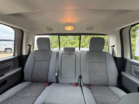 Used 2016 RAM 1500 Big Horn AWD/4WD image 3