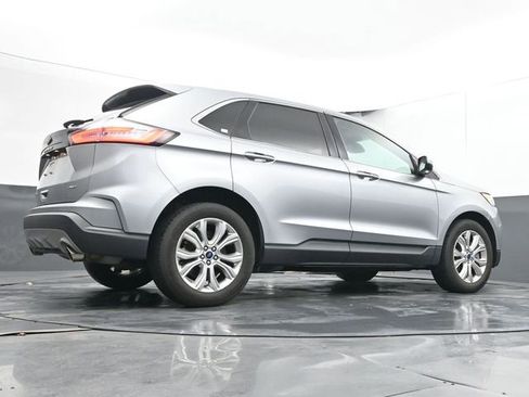 Used 2022 Ford Edge Titanium image 28