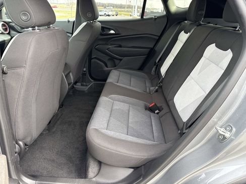 Used 2024 Chevrolet Trax RS w/ Driver Confidence Package image 21