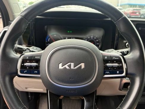 Used 2022 Kia Sorento EX FWD image 7
