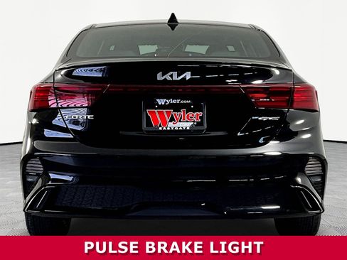 Certified 2023 Kia Forte GT-Line w/ GT-Line Premium Package FWD image 5