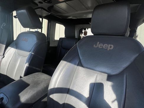 Used 2017 Jeep Wrangler Unlimited Sport w/ Quick Order Package 24S image 10