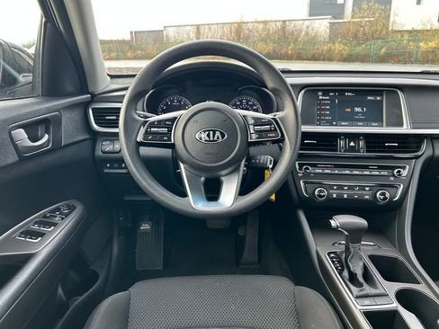 Used 2020 Kia Optima LX image 17