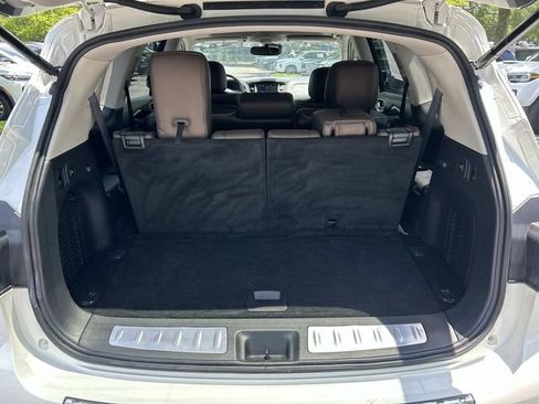 Used 2019 INFINITI QX60 Luxe w/ Sensory Package AWD/4WD image 14
