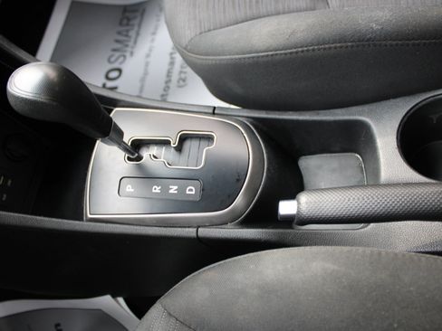 Used 2017 Hyundai Accent SE image 33