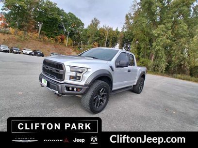 Used 2017 Ford F150 Raptor w/ Equipment Group 801A Mid