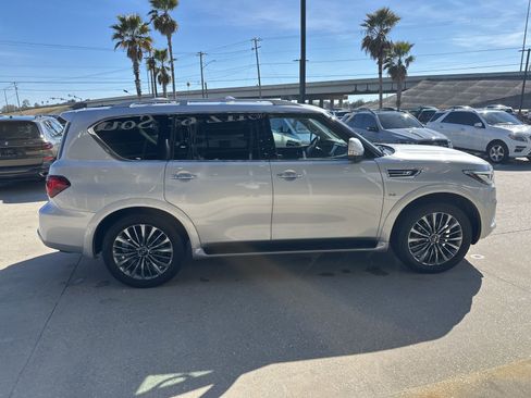 Used 2020 INFINITI QX80 Luxe w/ 22" Wheel Package image 4