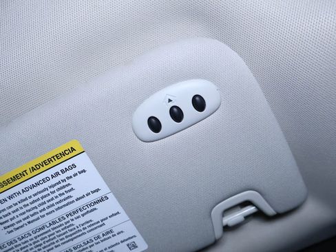 Used 2024 Ford Edge Titanium image 26