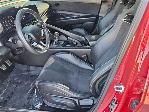 Used 2025 Hyundai Elantra N image 13