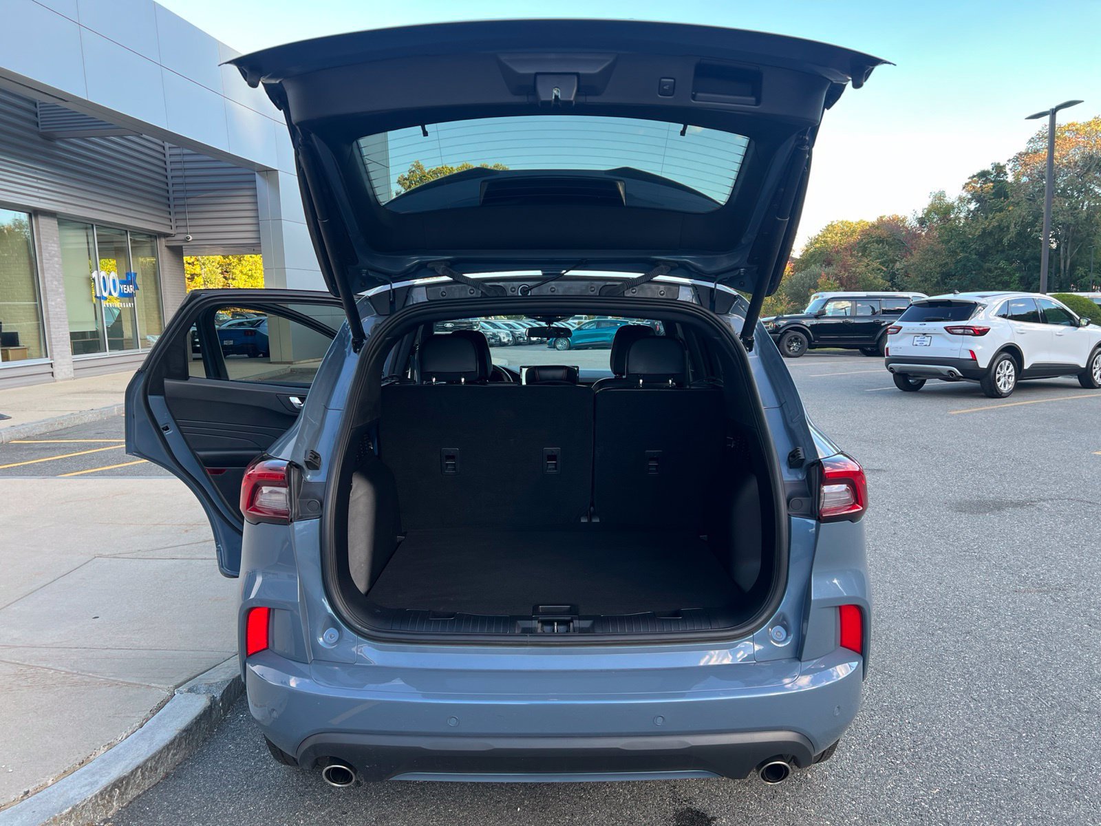 Used 2024 Ford Escape ST-Line w/ Tech Pack #1 AWD/4WD image 10