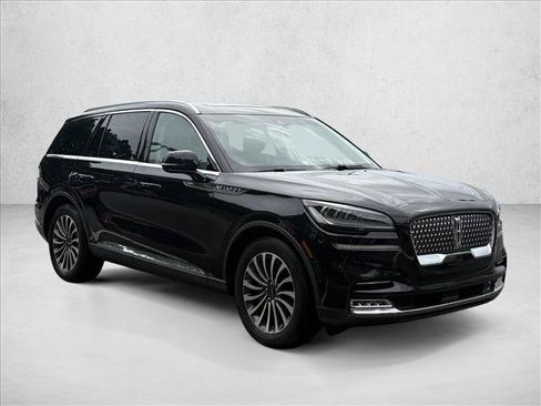 Used 2020 Lincoln Aviator Reserve w/ Equipment Group 201A RWD image 3