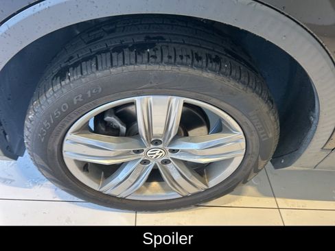 Used 2020 Volkswagen Tiguan SEL image 20