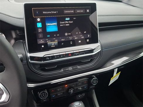 New 2026 Jeep Compass Limited image 8