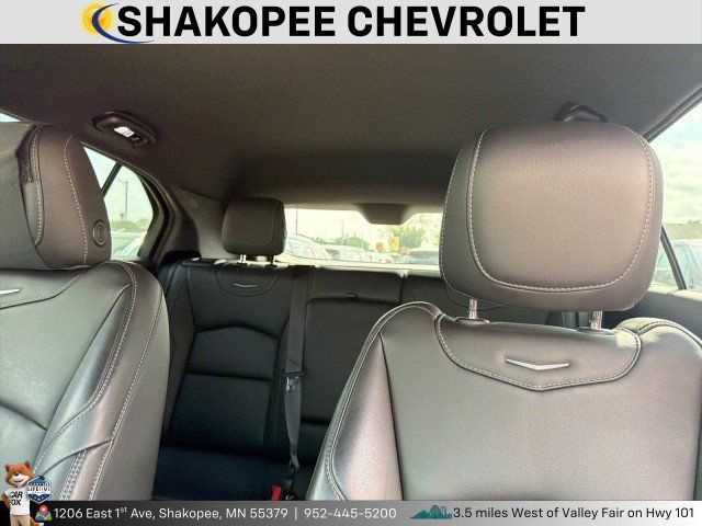 Used 2024 Cadillac XT4 Premium Luxury AWD/4WD image 5