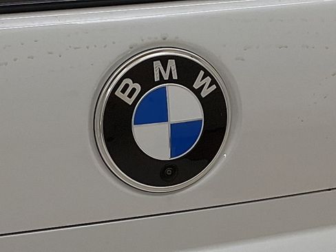 New 2026 BMW 740i w/ Premium Package image 19