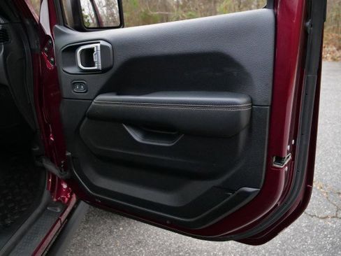 Used 2021 Jeep Gladiator Rubicon image 50