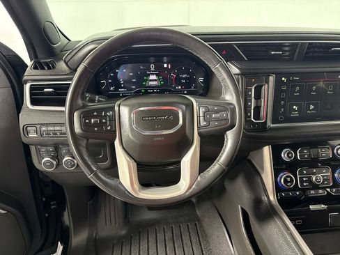 Used 2022 GMC Yukon Denali AWD/4WD image 12