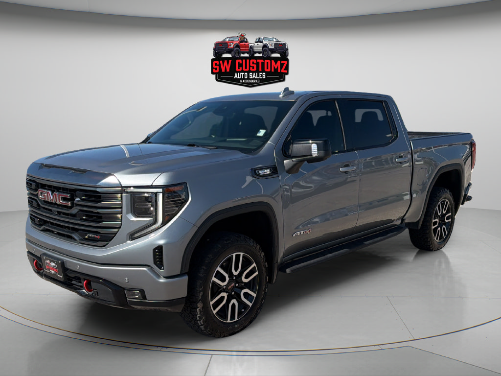 Used 2024 GMC Sierra 1500 AT4 w/ Technology Package AWD/4WD image 3