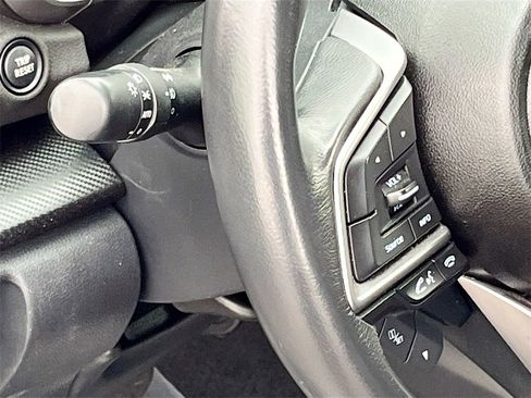 Used 2021 Subaru Crosstrek 2.0i Premium w/ Moonroof Package image 10