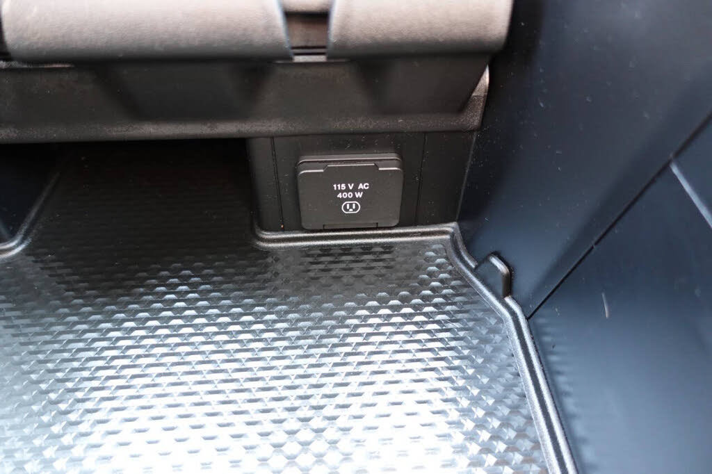 Used 2023 RAM 1500 Limited w/ Night Edition AWD/4WD image 57
