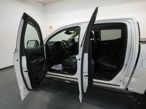 Used 2018 Chevrolet Colorado ZR2 image 22