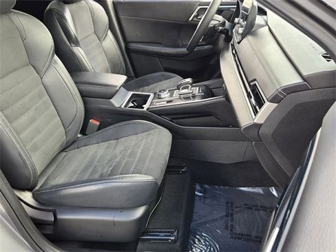 Used 2022 Mitsubishi Outlander SE image 16