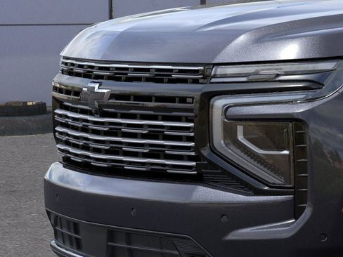 New 2026 Chevrolet Suburban High Country AWD/4WD image 27