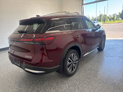 New 2026 INFINITI QX60 Luxe w/ Family Package image 4