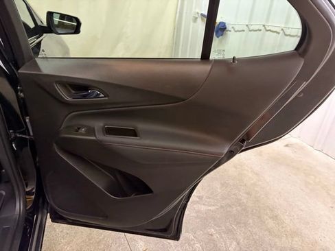 Used 2023 Chevrolet Equinox RS w/ LPO, Floor Liner Package AWD/4WD image 21
