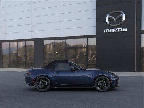 New 2026 MAZDA MX-5 Miata Club w/ Appearance Package RWD image 5