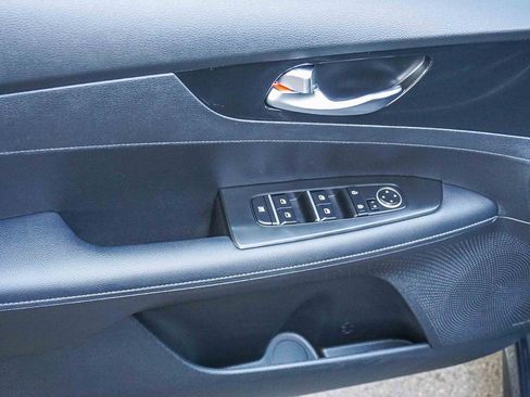 Certified 2023 Kia Forte GT-Line w/ GT-Line Premium Package image 18