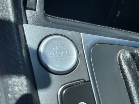 Used 2017 Volkswagen Golf Alltrack SE image 17