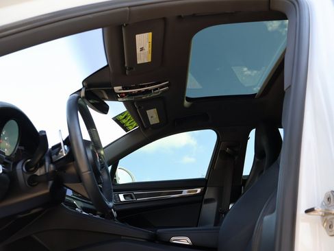 Used 2022 Porsche Panamera 4 Platinum Edition w/ Assistance Package image 36