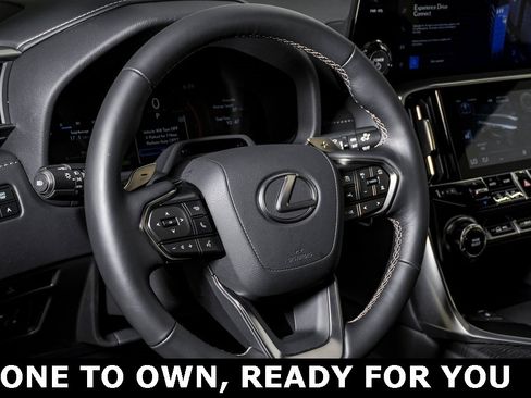 Used 2025 Lexus LX 700h Overtrail image 22