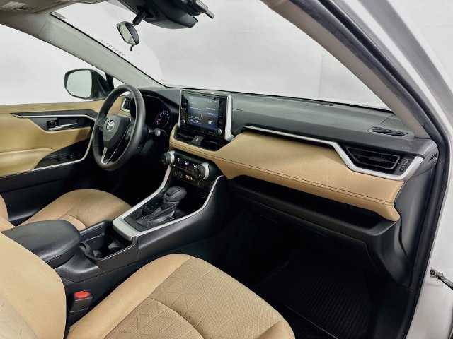 Used 2019 Toyota RAV4 XLE w/ Convenience Package AWD/4WD image 28