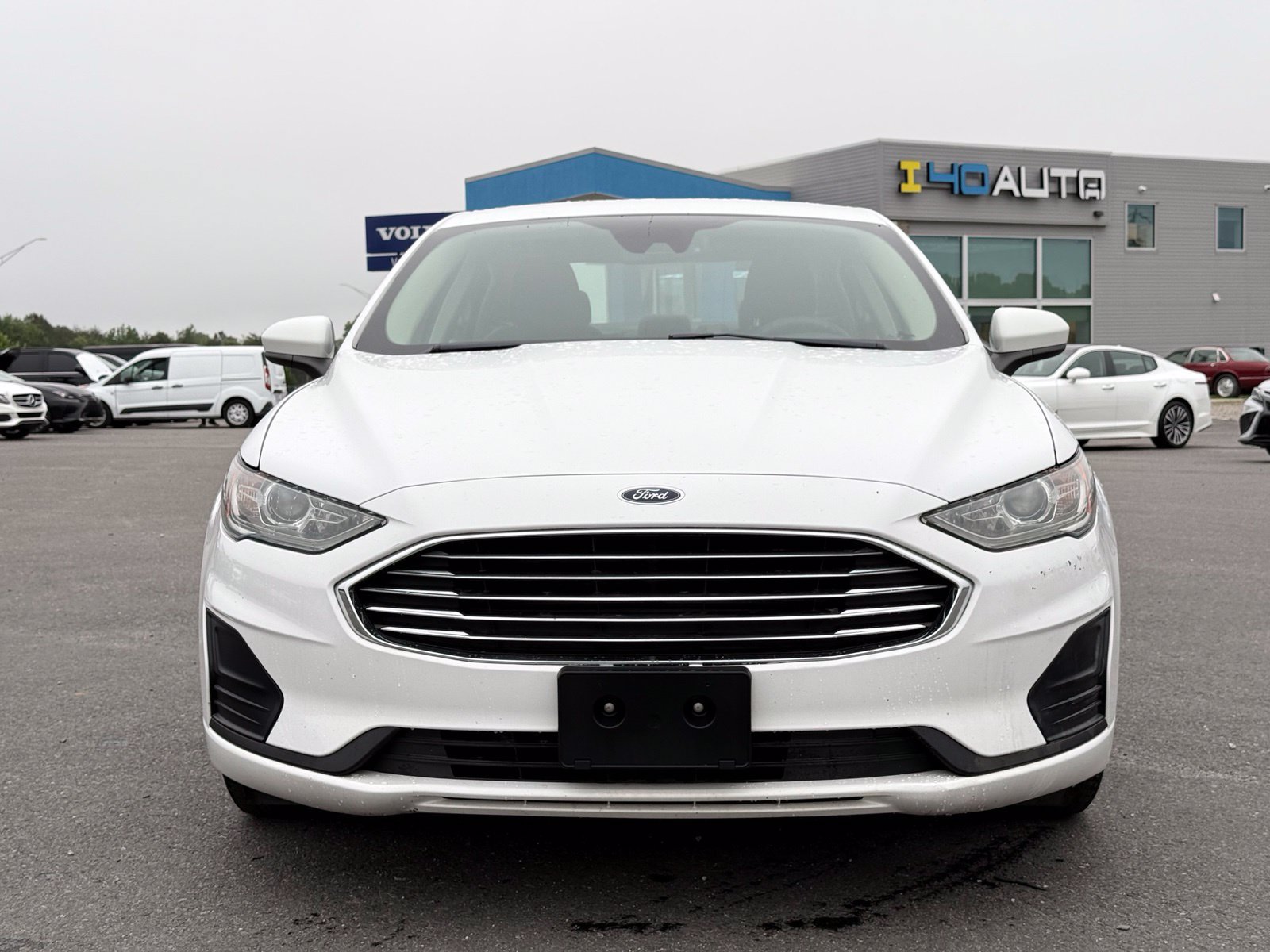 Used 2019 Ford Fusion SE FWD image 4