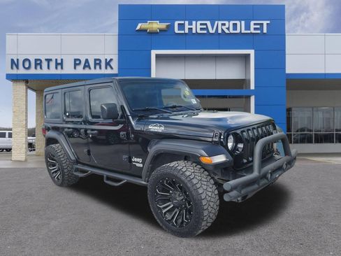 Used 2020 Jeep Wrangler Unlimited Sport S AWD/4WD image 1