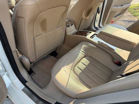 Used 2012 Mercedes-Benz CLS 550 image 11