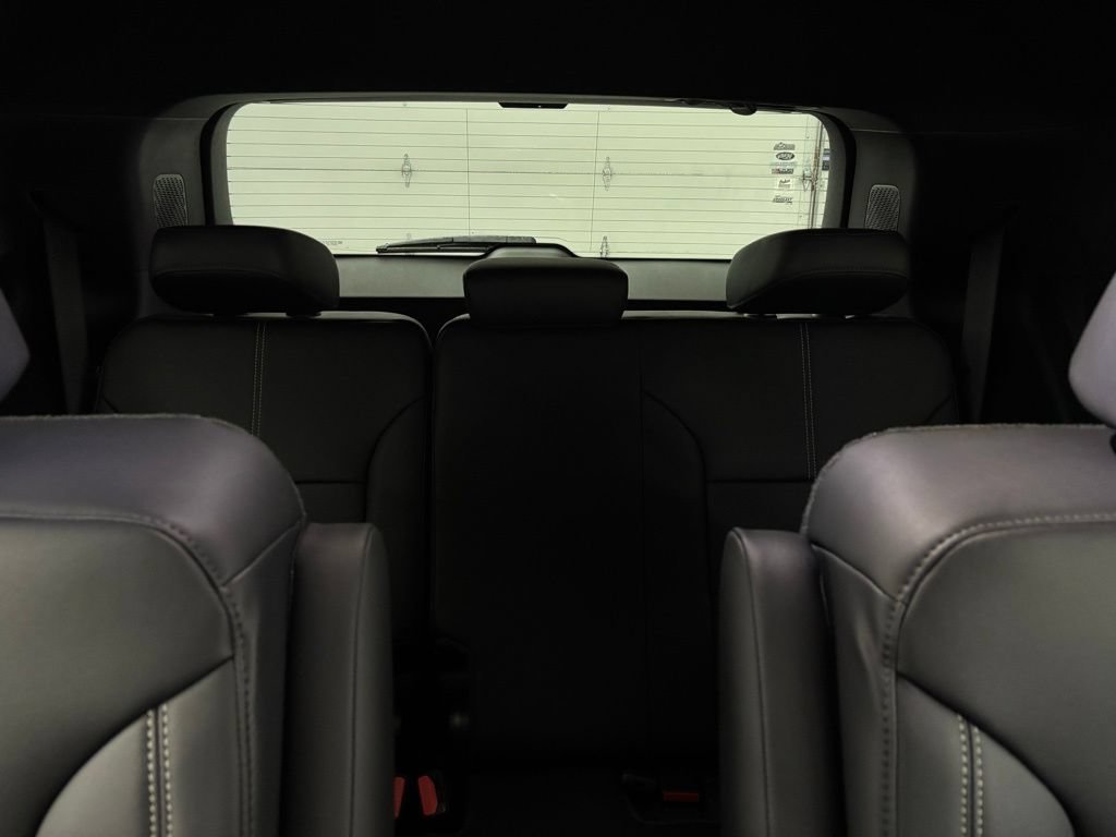 New 2026 GMC Acadia Elevation w/ Elevation Premium Package FWD image 40