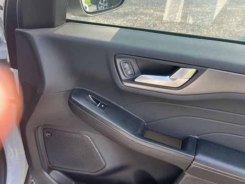 Used 2024 Ford Escape Active w/ Tech Pack #2 FWD image 13