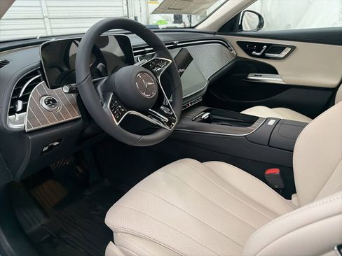 New 2026 Mercedes-Benz E 350 Sedan image 12