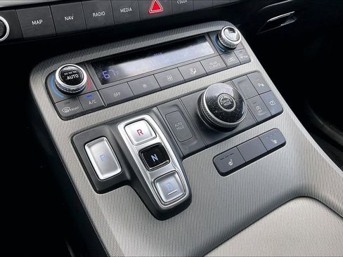 Used 2025 Hyundai Palisade SEL image 24