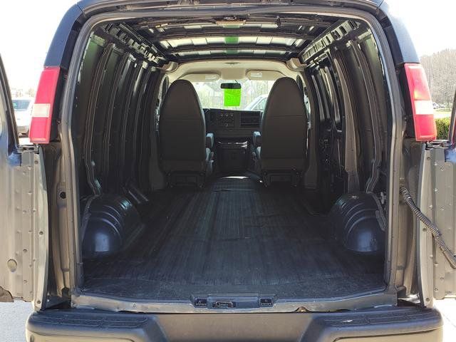 Used 2014 Chevrolet Express 1500 RWD image 5