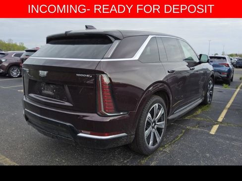 Used 2025 Cadillac Escalade IQ Luxury 2 w/ LPO, Premium Carpet Package AWD/4WD image 13