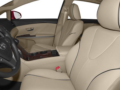 Used 2013 Toyota Venza LE w/ LE Convenience Pkg FWD image 8